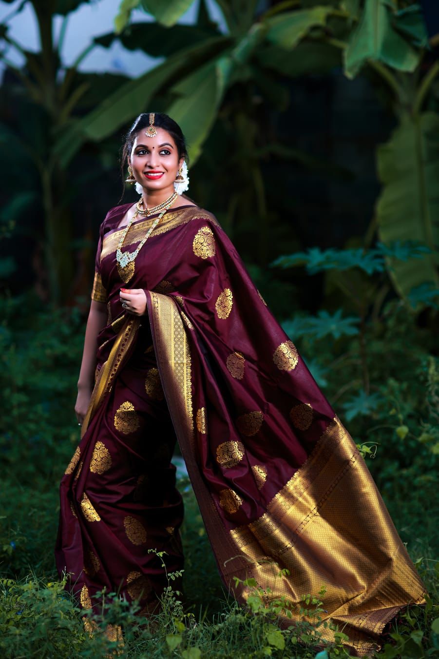 Classy Wine Banarasi Silk Saree With Gleaming Blouse Piece
