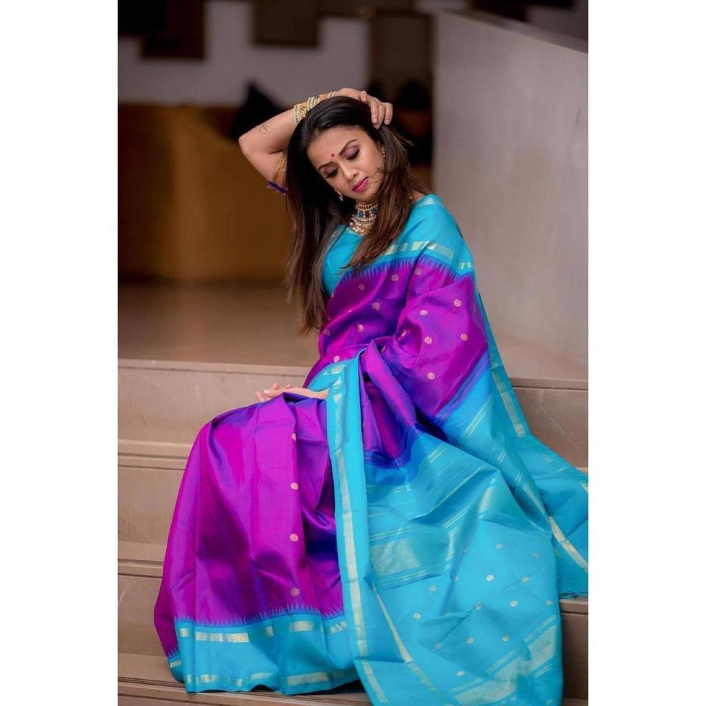 Mesmerizing Purple Soft Silk Saree With Awesome Blouse Piece