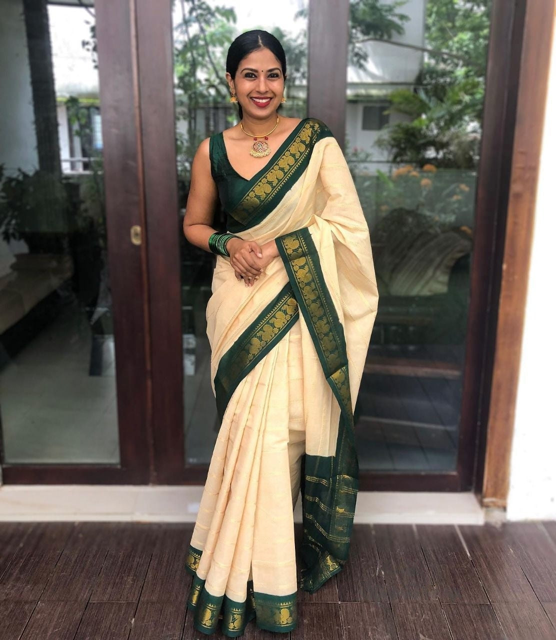 Stylish Cream Soft Silk Saree With Attractive Blouse Piece
